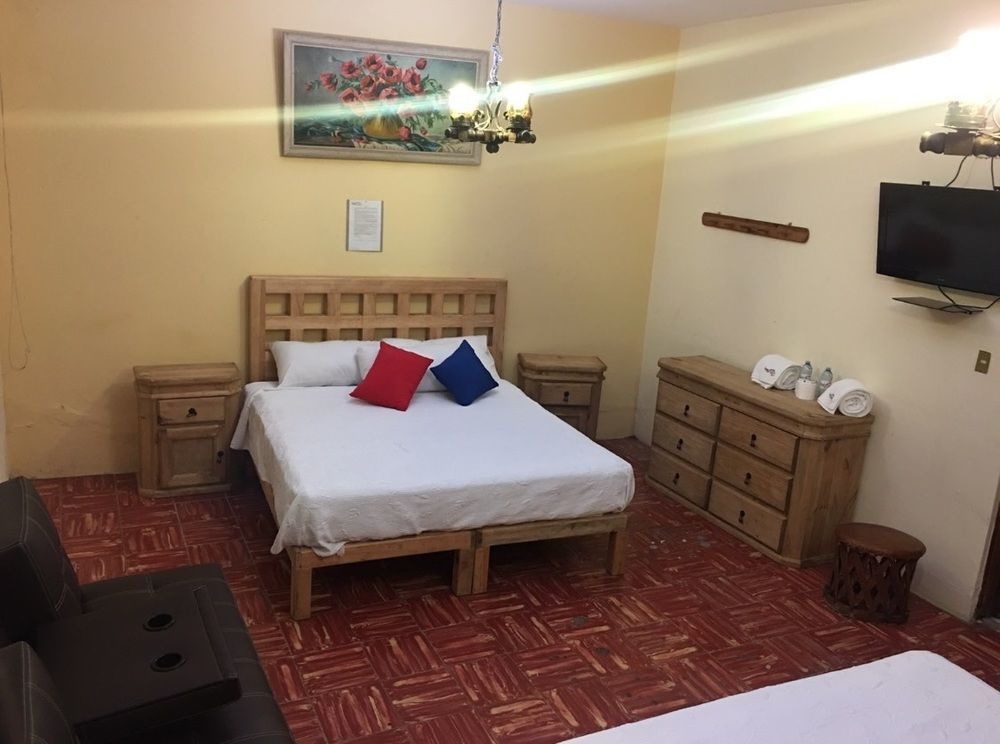 Real Carretero Hotel Tapalpa Exterior photo