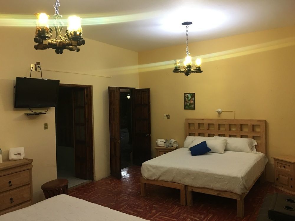 Real Carretero Hotel Tapalpa Exterior photo